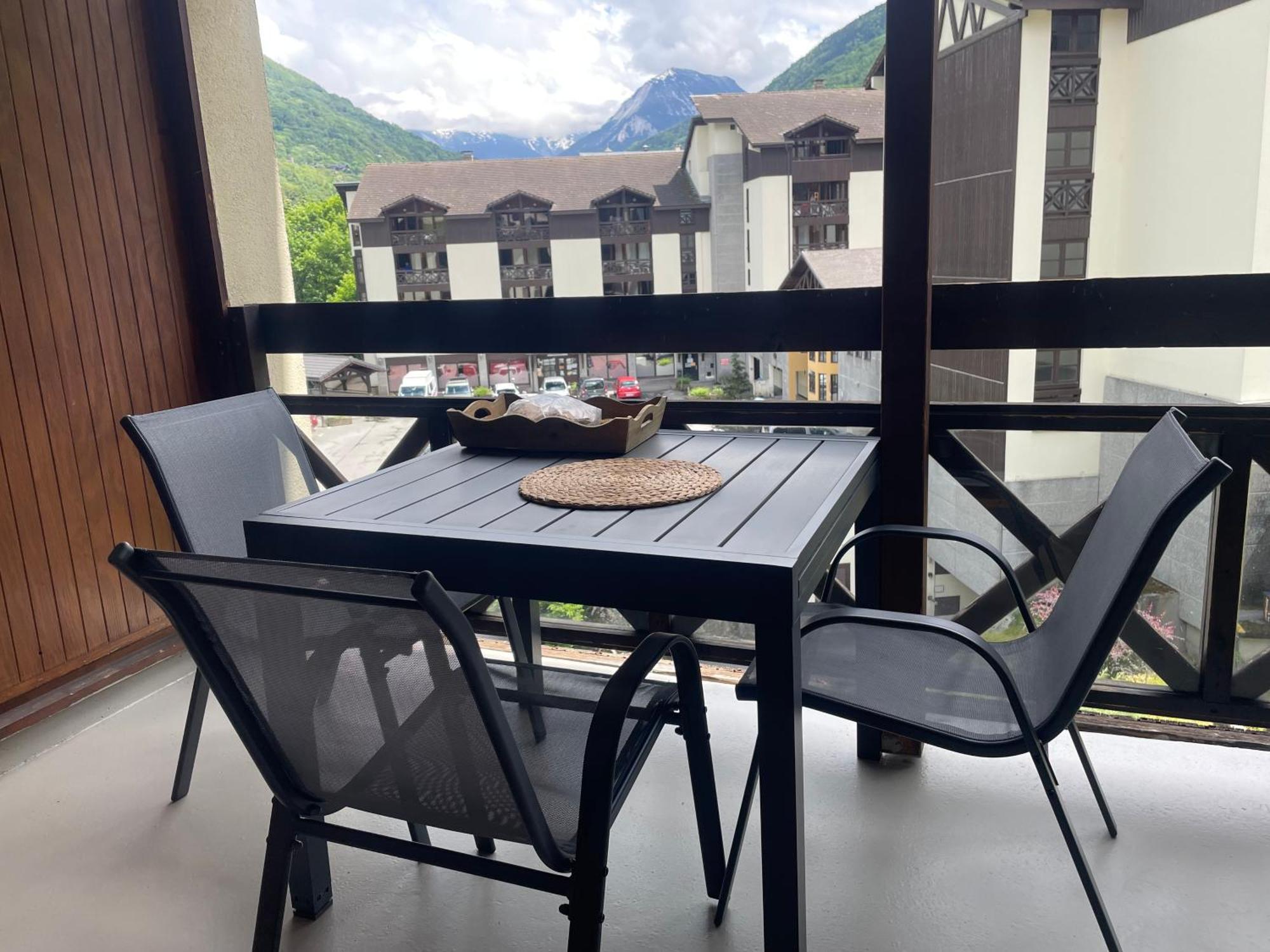 Bel Appartement T3 Pour 6 Personnes A 布里德莱班 外观 照片